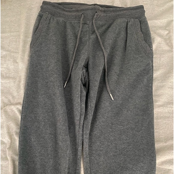 Woman Gray Sweatpants Never worn Brand new - Picture 3 of 4